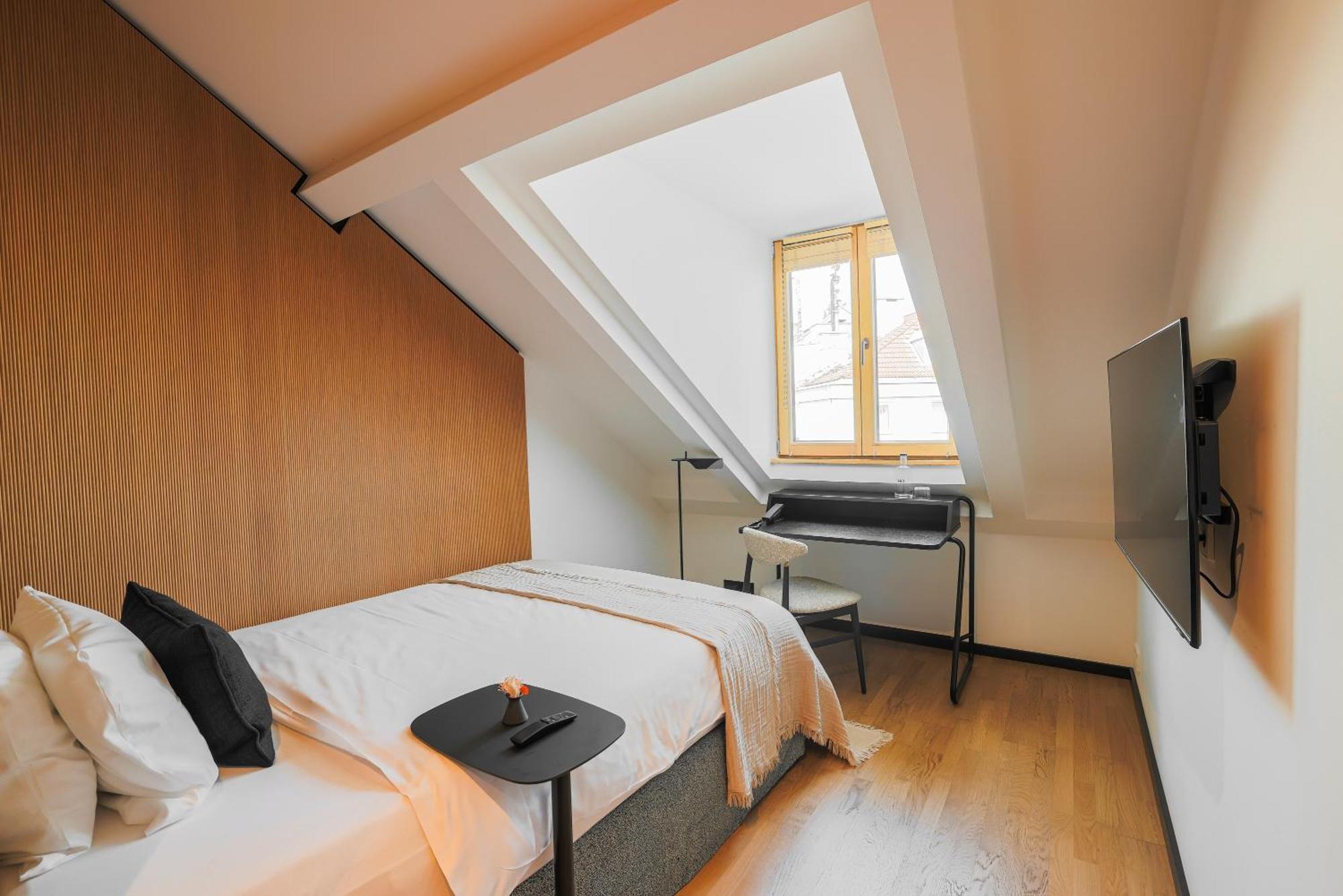 Отель Bob W Munich Old Town Экстерьер фото